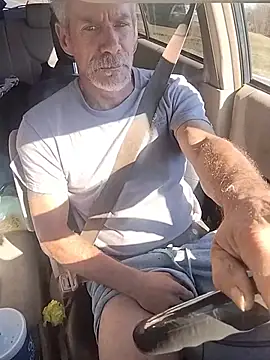 Biknight online show from November 23, 2025, 4:06 pm