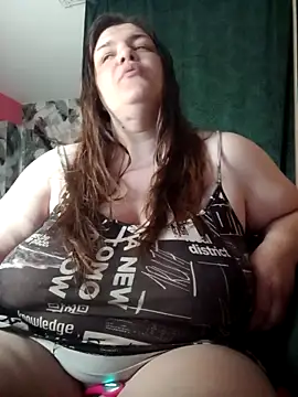 Snapshot of PUNKFUNK_HIGHLANDERX_EMTm chatting on May 6, 2026, 6:39 am PUNKFUNK HIGHLANDERX EMTm online show from May 6, 2026, 6:39 am