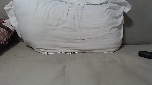 lelapopins online show from November 2, 2025, 6:40 am