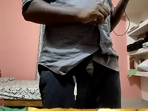 Snapshot of Aneesh007m chatting on October 19, 2025, 7:27 pm Aneesh007m online show from October 19, 2025, 7:27 pm