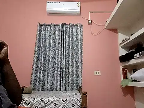 Snapshot of Aneesh007m chatting on October 17, 2025, 6:21 pm Aneesh007m online show from October 17, 2025, 6:21 pm