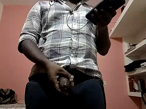 Snapshot of Aneesh007m chatting on November 29, 2025, 5:35 pm Aneesh007m online show from November 29, 2025, 5:35 pm