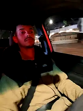 doodosantoss online show from November 30, 2025, 6:47 am