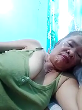 sexylizzy4u online show from February 16, 2026, 4:00 am