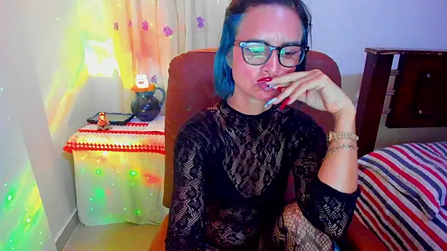 BrianaGarner online show from October 23, 2025, 3:00 pm