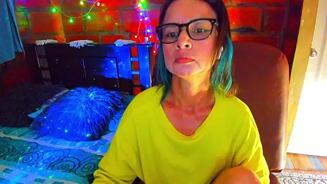 BrianaGarner online show from March 23, 2026, 7:52 am