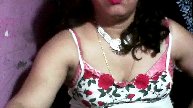 Snapshot of koyel90 chatting on May 18, 2026, 6:34 pm koyel90 online show from May 18, 2026, 6:34 pm