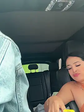 emilyjohanson online show from March 18, 2025, 2:06 pm