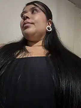 Snapshot of emilyjohanson chatting on May 3, 2026, 6:40 am emilyjohanson online show from May 3, 2026, 6:40 am