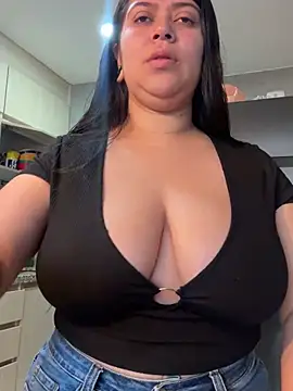 emilyjohanson online show from March 20, 2025, 1:48 pm