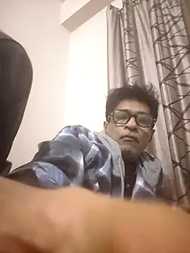 iamkahn 44 online show from December 20, 2025, 11:40 pm