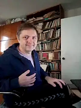 Snapshot of Pokaz2020 chatting on April 18, 2026, 8:16 am Pokaz2020 online show from April 18, 2026, 8:16 am