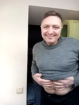 Snapshot of Pokaz2020 chatting on February 15, 2025, 2:11 pm Pokaz2020 online show from February 15, 2025, 2:11 pm
