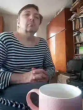 Snapshot of Pokaz2020 chatting on July 11, 2026, 8:03 am Pokaz2020 online show from July 11, 2026, 8:03 am