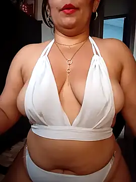 ZAHI WILLX online show from September 23, 2025, 4:47 pm