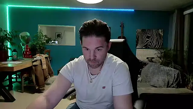 tom sauwer online show from March 16, 2026, 9:06 pm