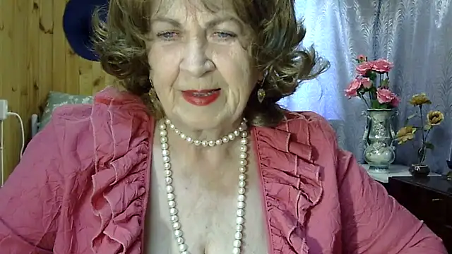 Snapshot of Emma52610 chatting on May 30, 2026, 11:16 am Emma52610 online show from May 30, 2026, 11:16 am