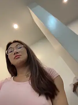 Jakolera2020 online show from November 12, 2025, 4:55 pm