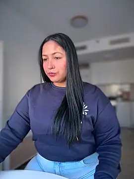 Snapshot of DannaaMeliza chatting on November 28, 2025, 12:16 pm DannaaMeliza online show from November 28, 2025, 12:16 pm