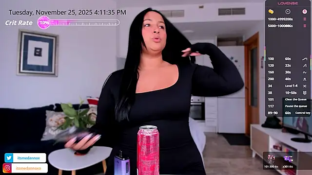 Snapshot of DannaaMeliza chatting on November 25, 2025, 3:12 pm DannaaMeliza online show from November 25, 2025, 3:12 pm