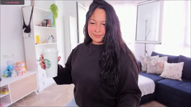 Snapshot of DannaaMeliza chatting on October 22, 2025, 9:31 am DannaaMeliza online show from October 22, 2025, 9:31 am