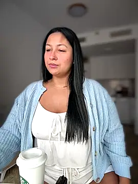 Snapshot of DannaaMeliza chatting on November 30, 2025, 10:38 am DannaaMeliza online show from November 30, 2025, 10:38 am