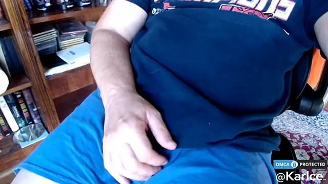 karlce online show from November 13, 2025, 9:19 pm