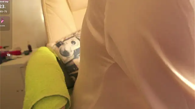 Snapshot of Kishaxxx chatting on October 30, 2025, 8:34 am Kishaxxx online show from October 30, 2025, 8:34 am