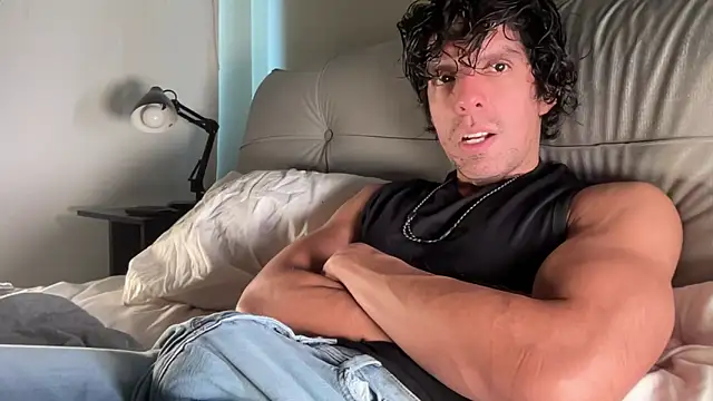 beranco19 online show from April 15, 2026, 6:01 pm