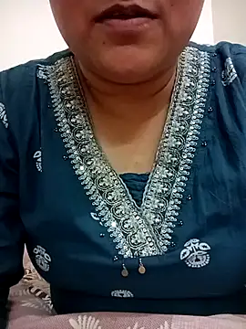 Snapshot of naughtymadam chatting on February 28, 2026, 6:24 am naughtymadam online show from February 28, 2026, 6:24 am