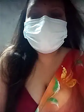 naughtymadam online show from April 14, 2026, 5:01 am