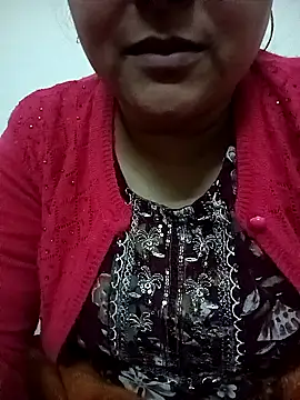 Snapshot of naughtymadam chatting on February 18, 2026, 2:24 pm naughtymadam online show from February 18, 2026, 2:24 pm