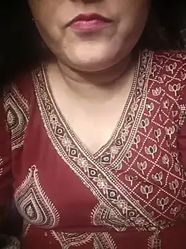 naughtymadam online show from June 26, 2026, 6:19 am