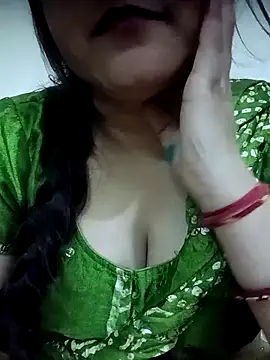 naughtymadam online show from March 21, 2026, 4:44 pm