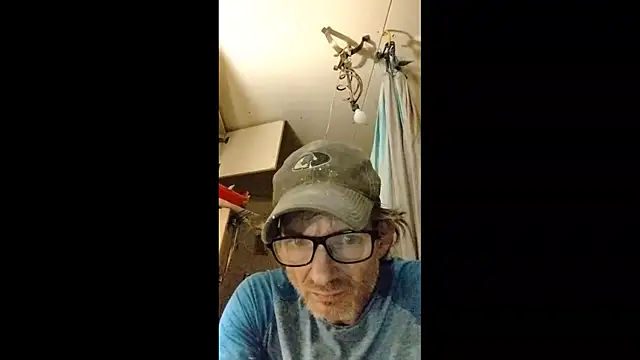 ROBERT0516 online show from September 27, 2025, 2:07 am