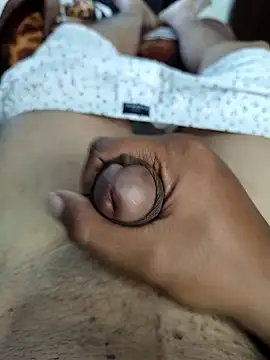 Snapshot of karthikck3 chatting on October 16, 2025, 8:00 am karthikck3 online show from October 16, 2025, 8:00 am