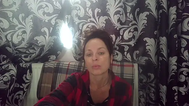 LindaStarS online show from October 26, 2025, 8:37 am