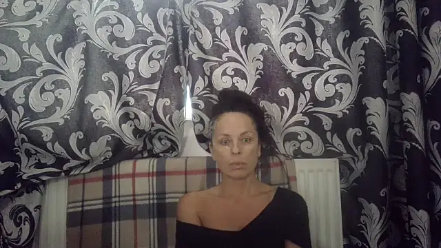 LindaStarS online show from October 9, 2025, 6:36 am