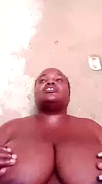 sexybigboobz online show from March 23, 2025, 7:42 am