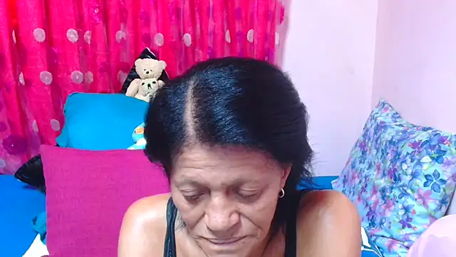 SLUTTYROXY online show from February 16, 2026, 8:02 am