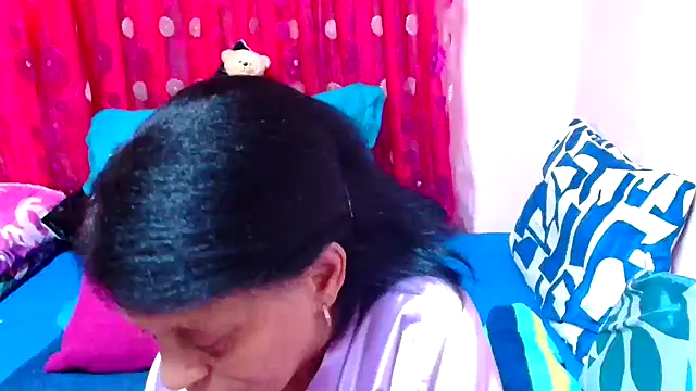 SLUTTYROXY online show from October 20, 2025, 7:09 am