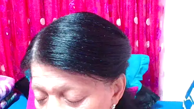 SLUTTYROXY online show from November 16, 2025, 5:34 am