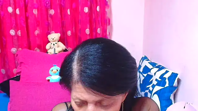 SLUTTYROXY online show from March 8, 2026, 8:12 pm