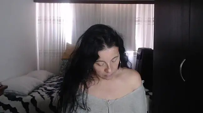 stefilove10 online show from January 10, 2025, 2:34 pm