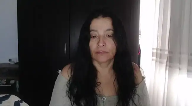 stefilove10 online show from December 18, 2024, 3:00 pm