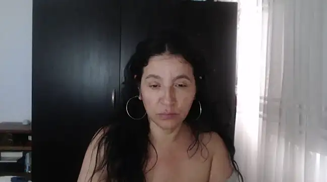 stefilove10 online show from December 19, 2024, 6:56 pm