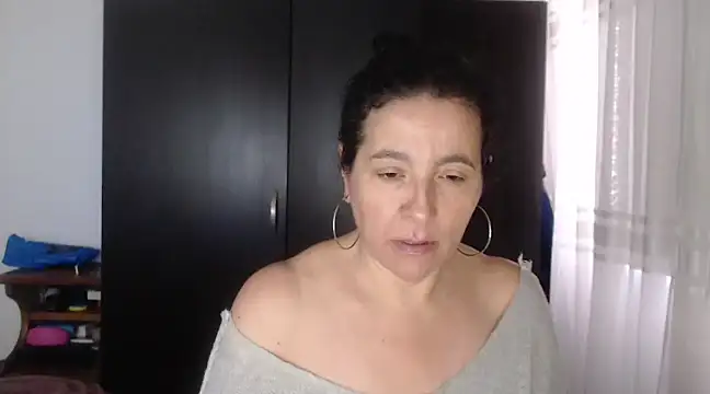 stefilove10 online show from December 24, 2024, 2:12 pm