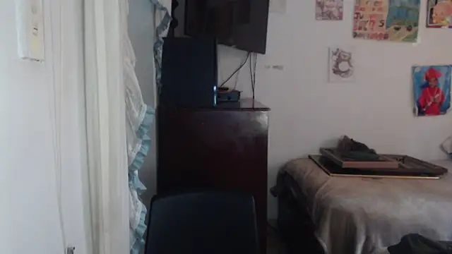 stefilove10 online show from September 25, 2025, 2:01 pm