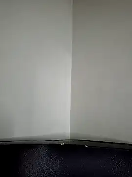 Snapshot of loveuu-bae chatting on February 3, 2026, 2:53 am loveuu-bae online show from February 3, 2026, 2:53 am