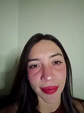 loveuu-bae online show from April 15, 2026, 3:01 am